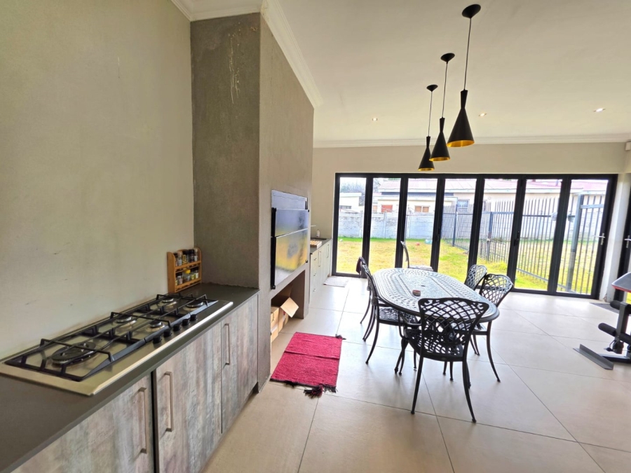 4 Bedroom Property for Sale in Panorama Free State